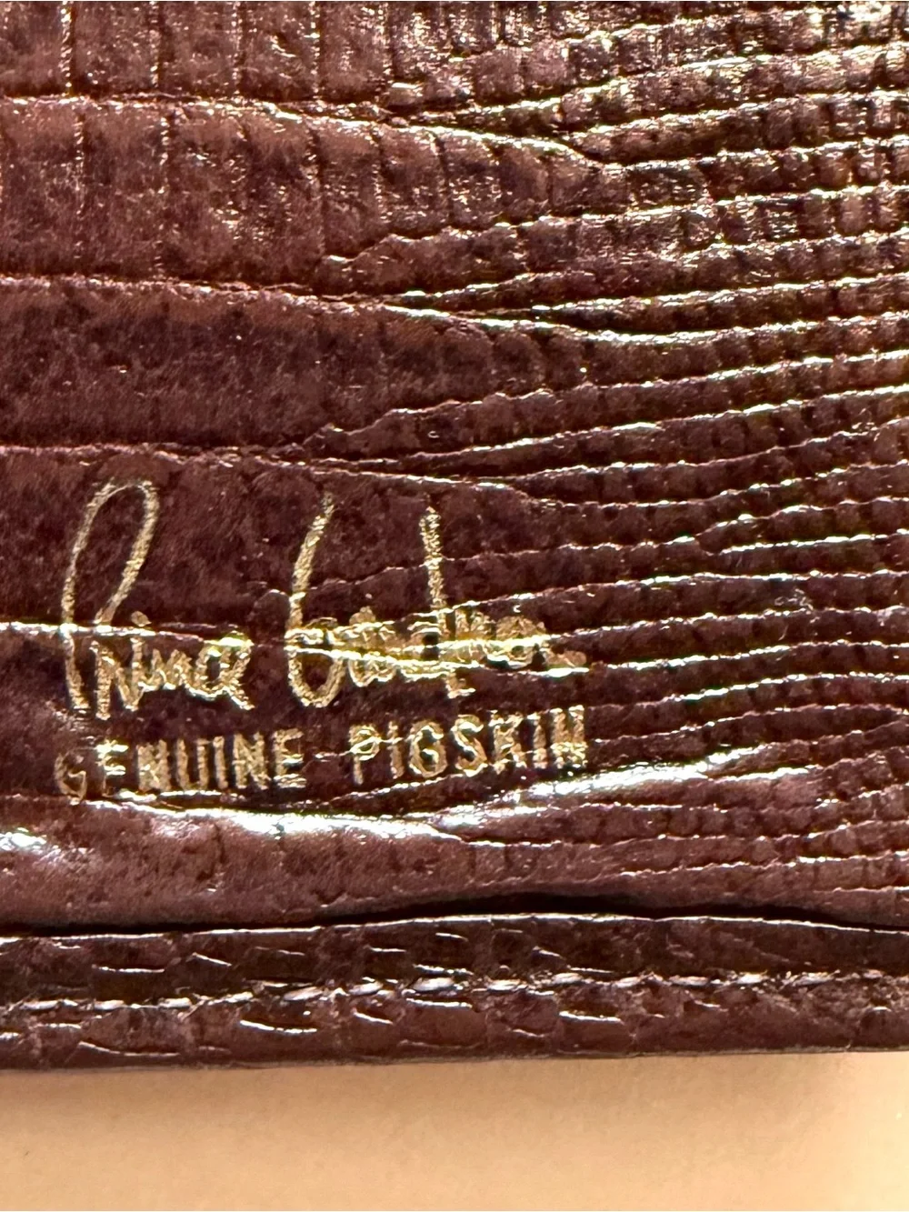 Vintage Prince Gardner Genuine Pebbled Pigskin Trifold Wallet.Made in the USA